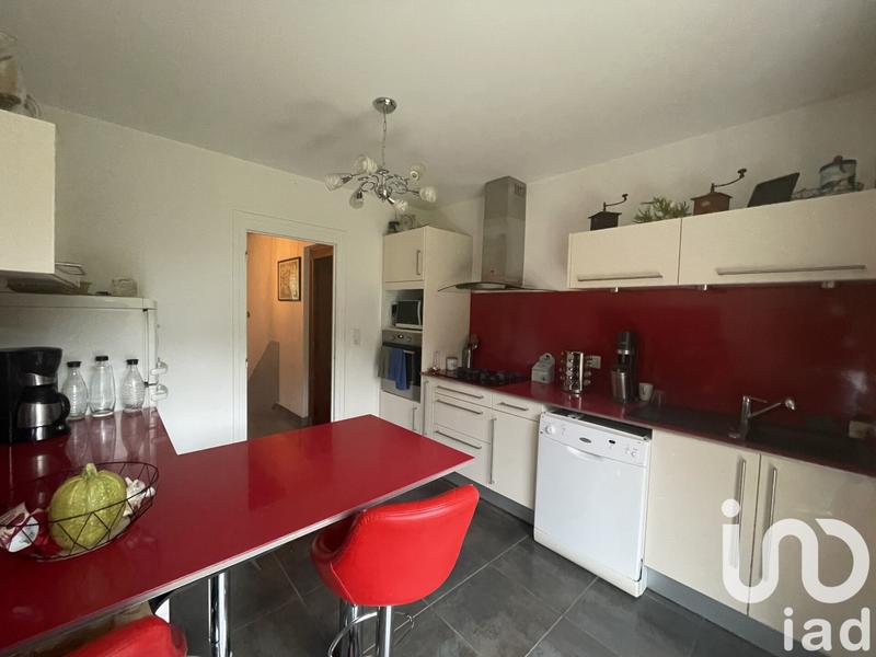 Maison - 121 m² - 6 pièces