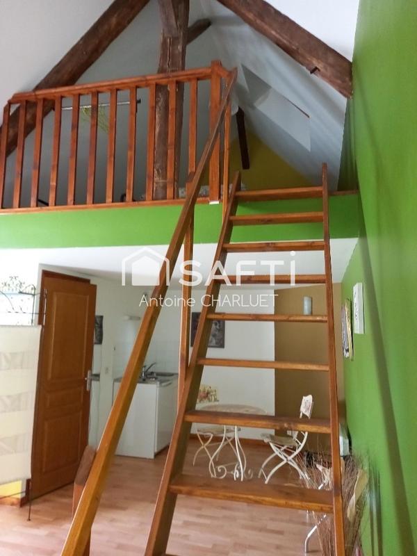 Maison - 360 m² - 10 pièces