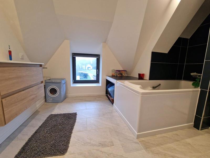 Chaumière - 134 m² - 4 pièces