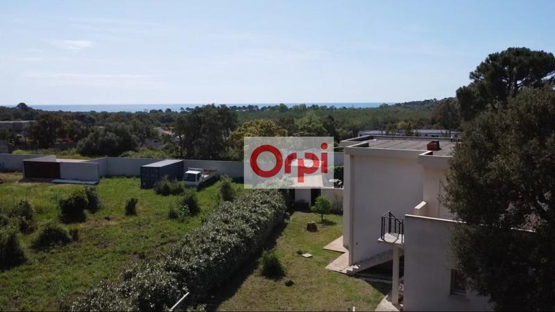 Maison - 137 m² - 5 pièces