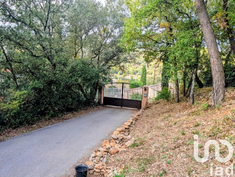 Maison - 230 m² - 8 pièces