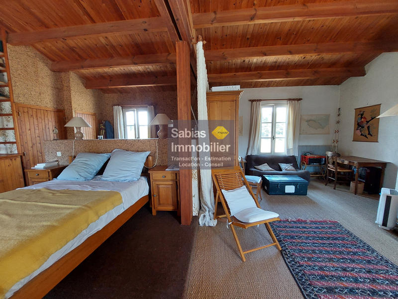 Maison - 167 m² - 7 pièces