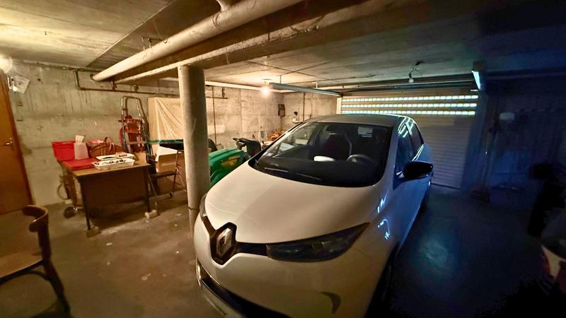 Maison - 225 m² - 8 pièces