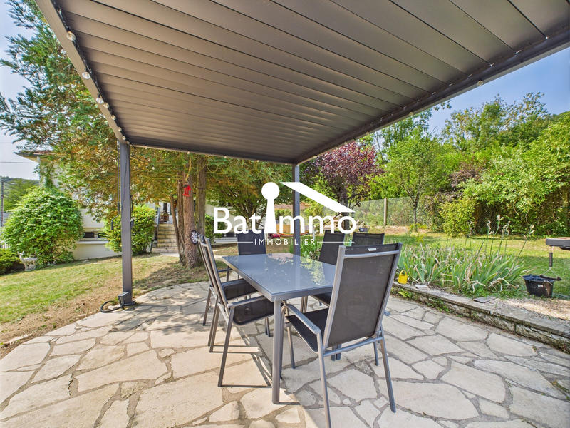 Maison - 121 m² - 5 pièces