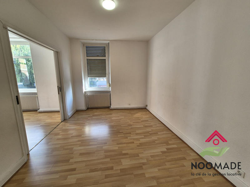 Appartement - 99 m² - 5 pièces