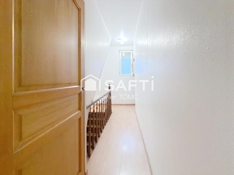 Maison - 217 m² - 8 pièces