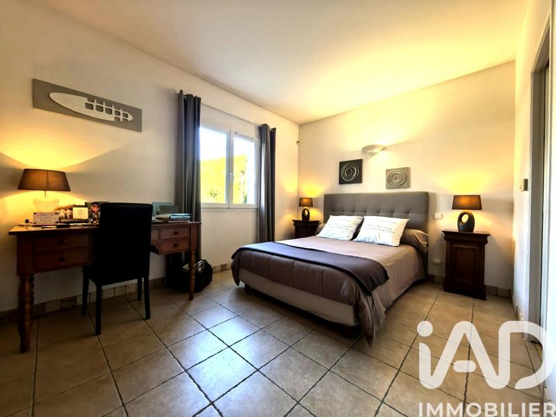 Maison - 224 m² - 8 pièces