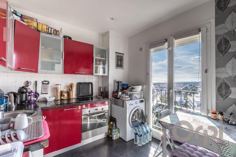 Penthouse - 71 m² - 3 pièces