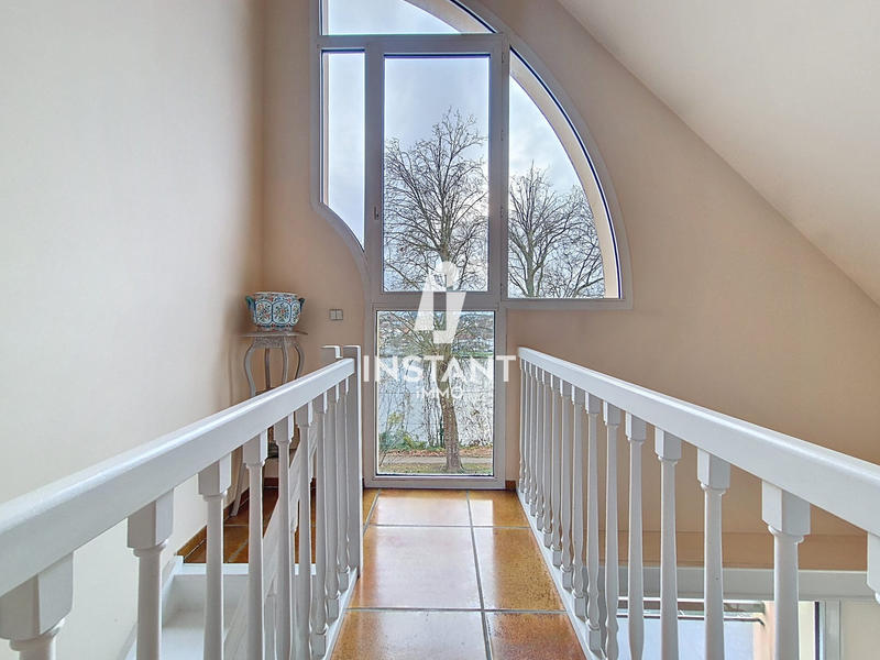 Duplex - 135 m² - 6 pièces