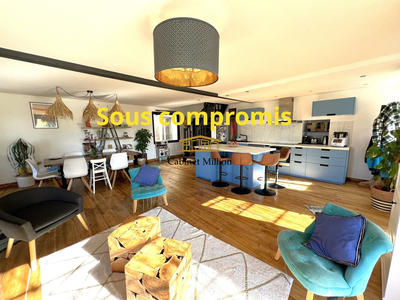 Maison - 169 m² - 7 pièces