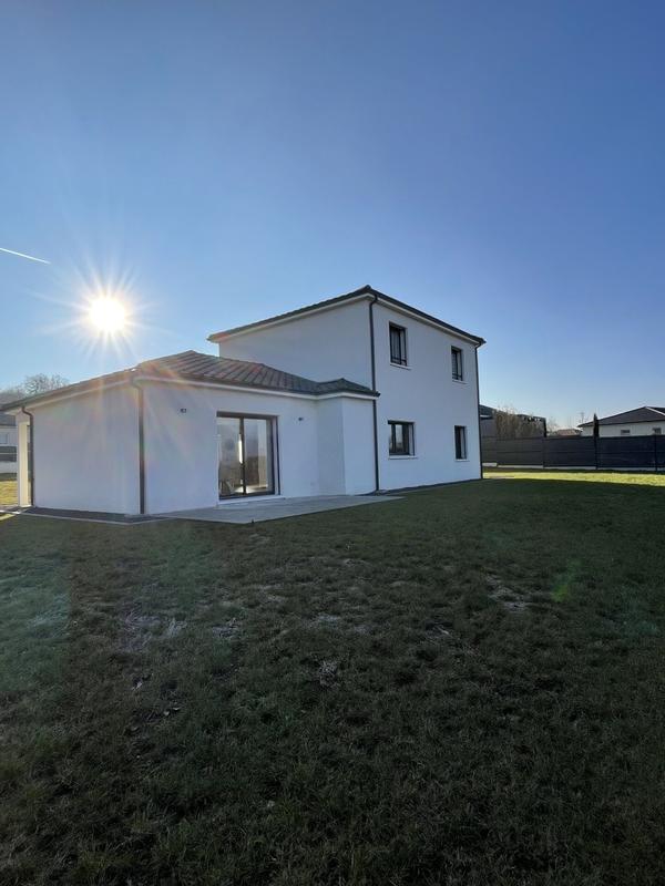 Maison - 143 m² - 7 pièces