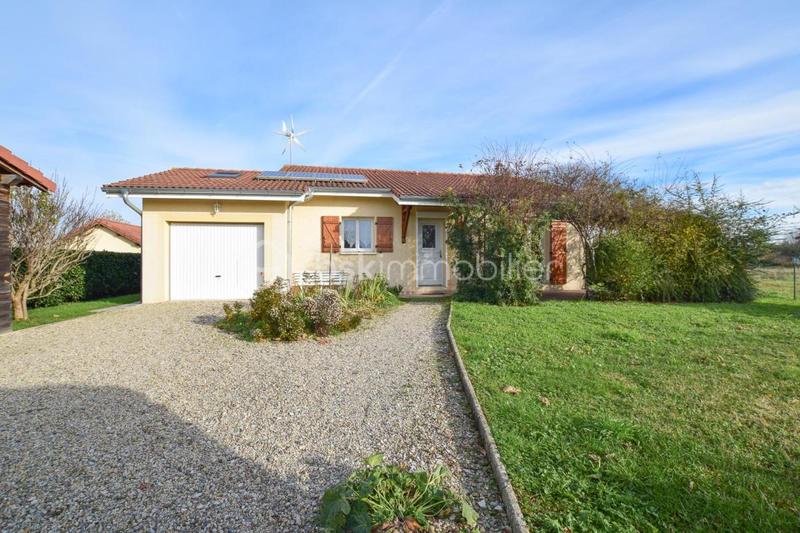 Maison - 88 m² - 4 pièces