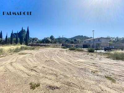 Terrain constructible - 1 383 m²