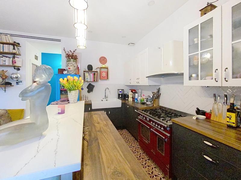 Appartement - 84 m² - 4 pièces