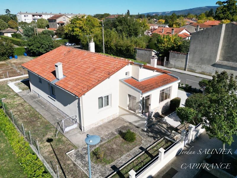 Maison - 170 m² - 8 pièces