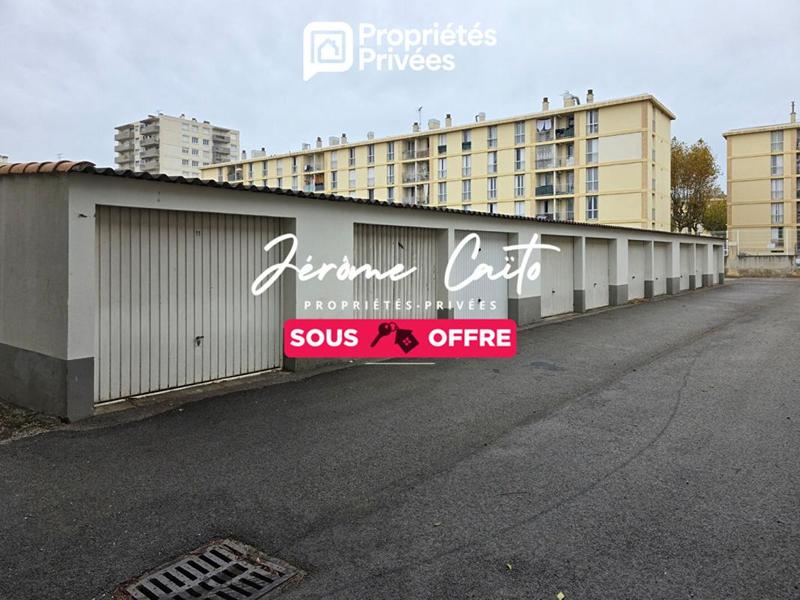 Parking / Garage - 15 m²