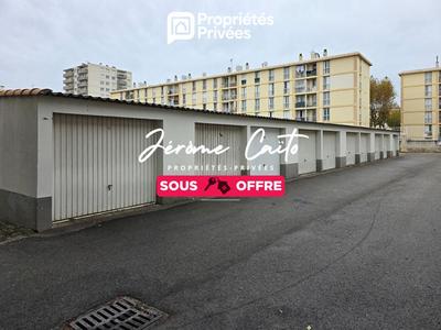 Parking / Garage - 15 m²