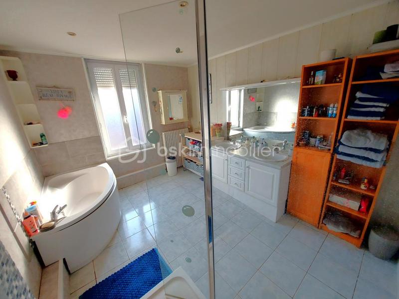 Maison ancienne - 152 m² - 6 pièces