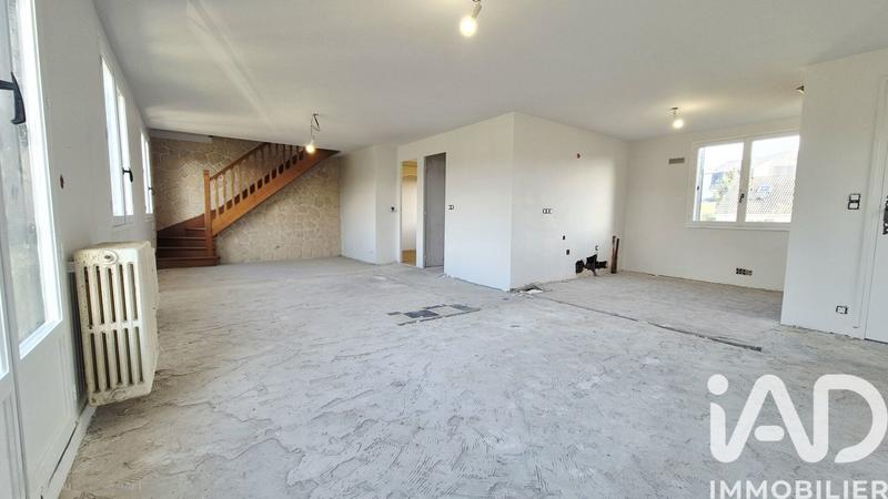 Maison - 90 m² - 5 pièces