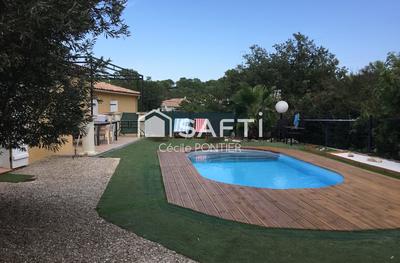 Maison - 180 m² - 7 pièces