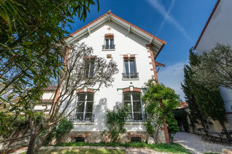 Maison - 182 m² - 7 pièces