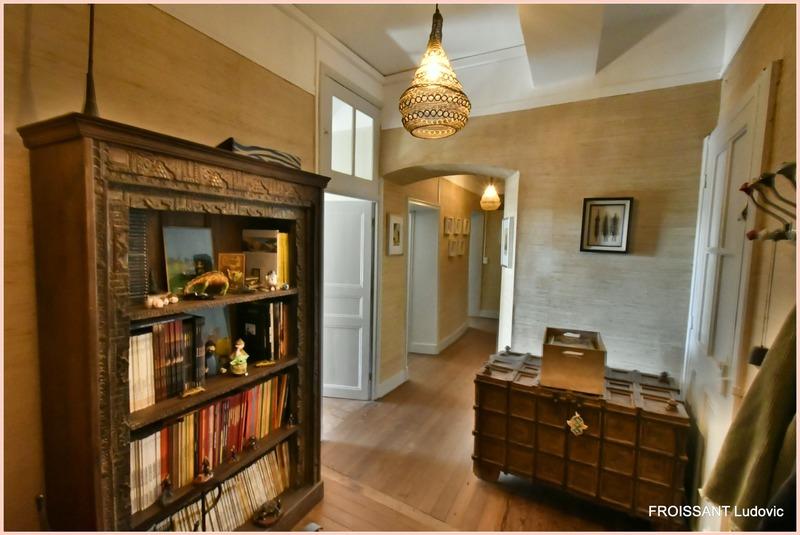 Appartement - 163 m² - 7 pièces