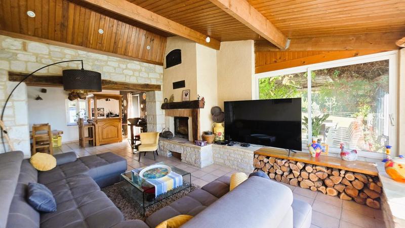 Maison en pierre - 150 m² - 7 pièces