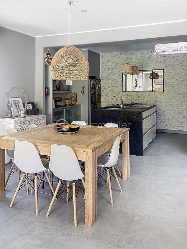 Maison - 133 m² - 4 pièces