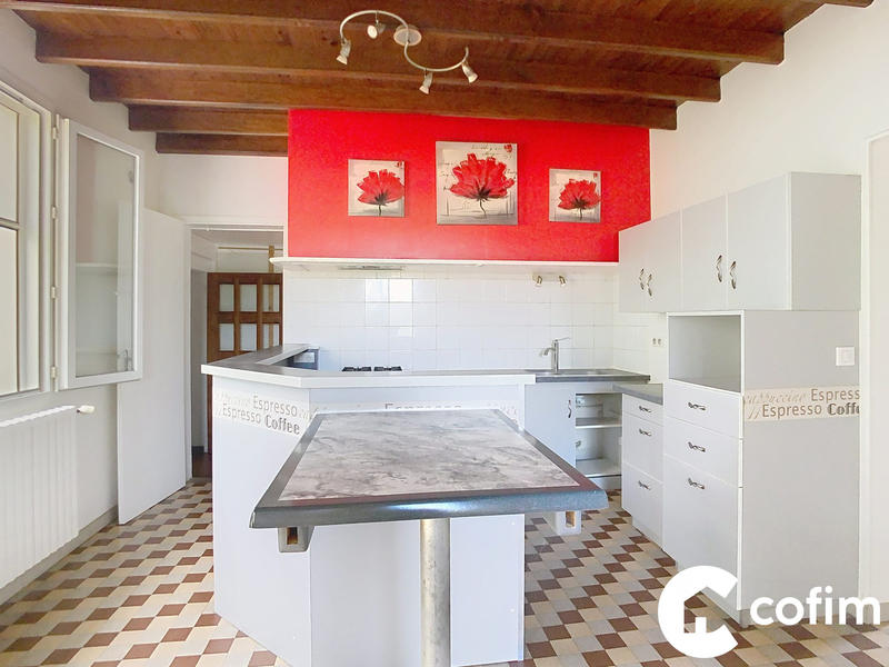 Maison traditionnelle - 114 m² - 6 pièces