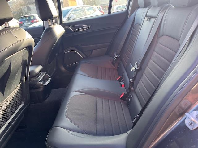 Alfa Romeo Giulia 2.0 Tb 200 ch At8 Super