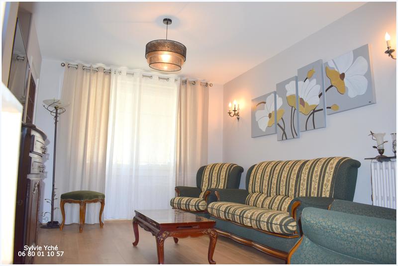 Maison de ville - 114 m² - 6 pièces