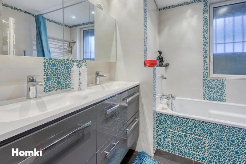 Maison - 97 m² - 4 pièces