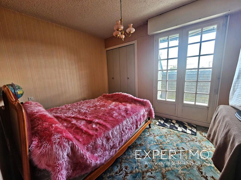 Maison - 217 m² - 8 pièces