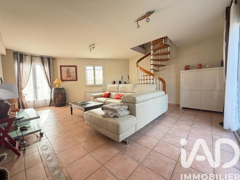 Maison - 163 m² - 7 pièces