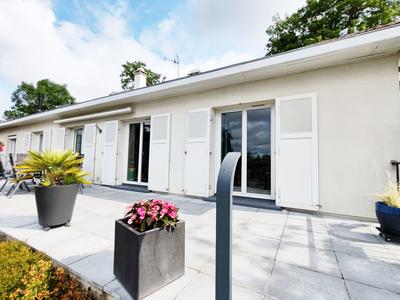 Maison - 152 m² - 7 pièces