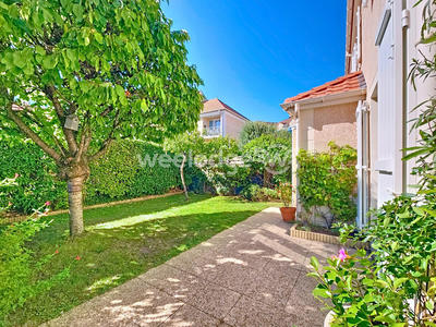 Maison - 96 m² - 6 pièces