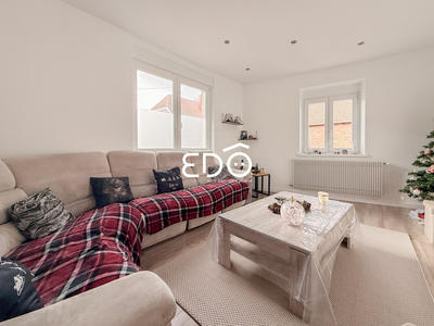 Appartement - 94 m² - 5 pièces