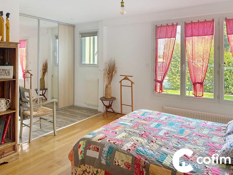 Villa - 165 m² - 6 pièces