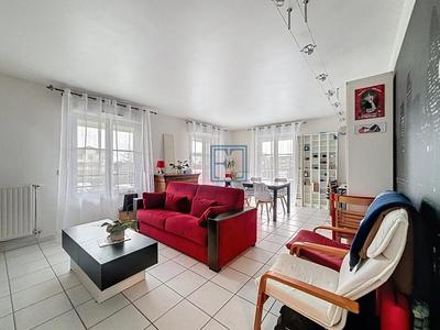 Appartement - 84 m² - 4 pièces