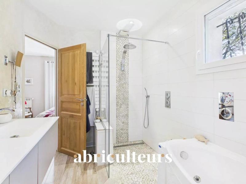 Villa - 155 m² - 5 pièces