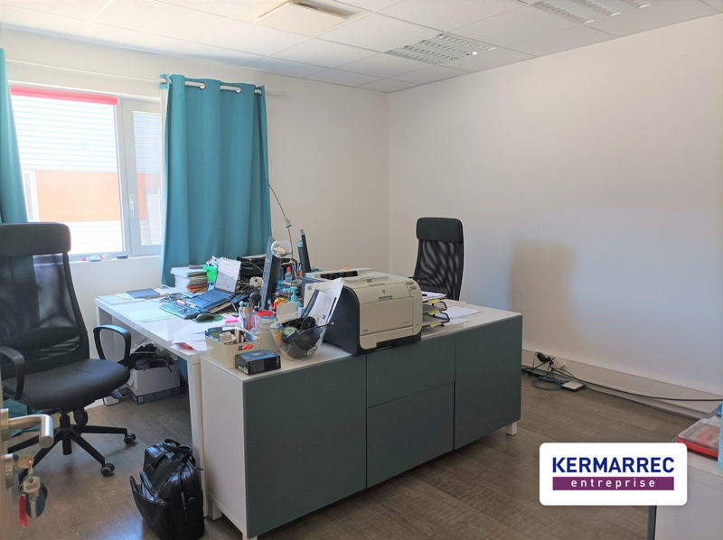 Bureau - 225 m²