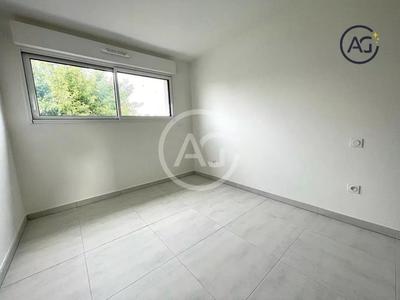 Villa - 93 m² - 4 pièces
