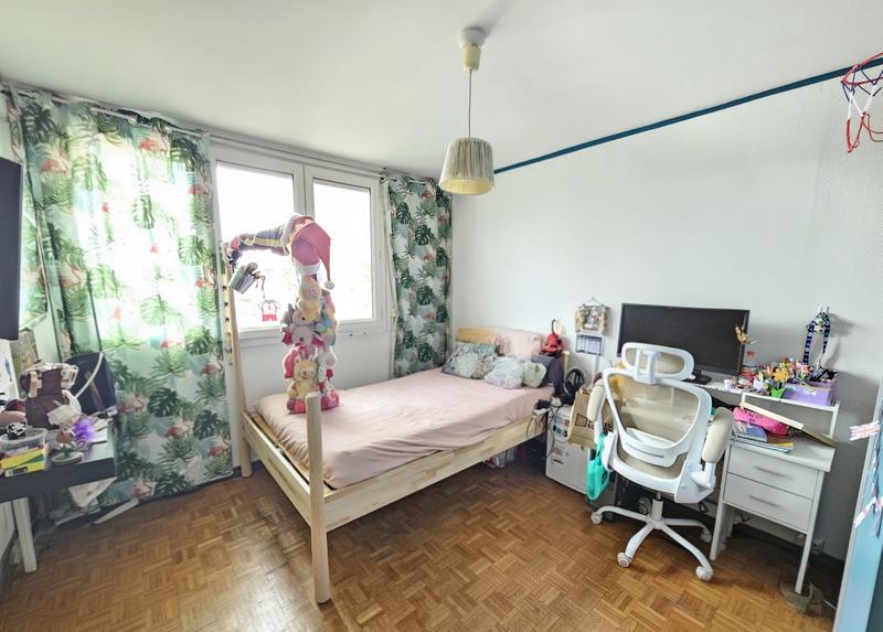 Appartement - 76 m² - 4 pièces