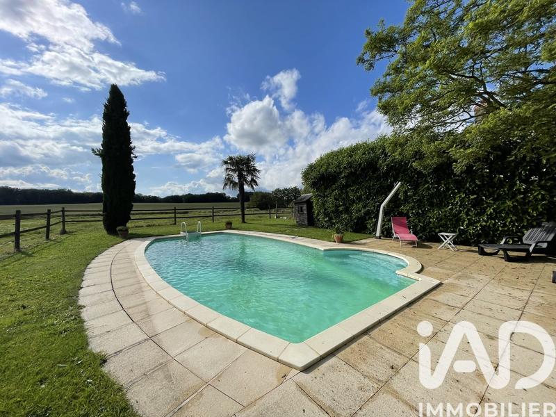 Maison - 111 m² - 5 pièces