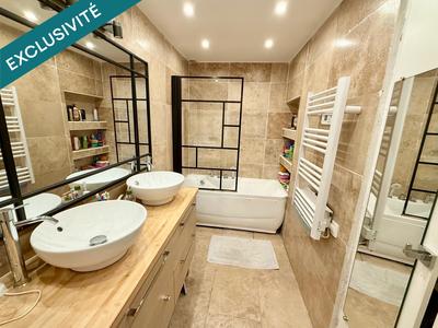 Maison - 85 m² - 4 pièces