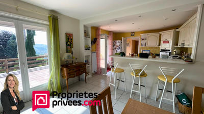 Maison - 155 m² - 6 pièces
