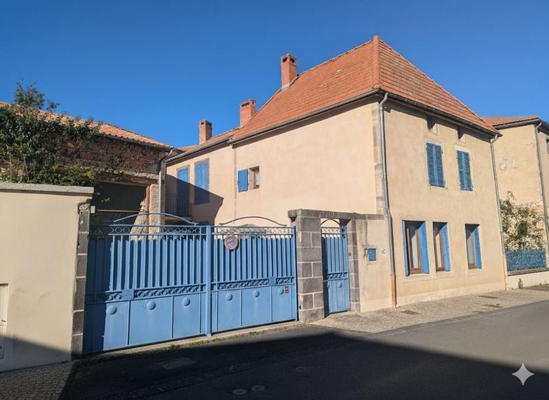 Maison de village - 105 m² - 5 pièces