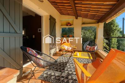 Maison - 185 m² - 7 pièces