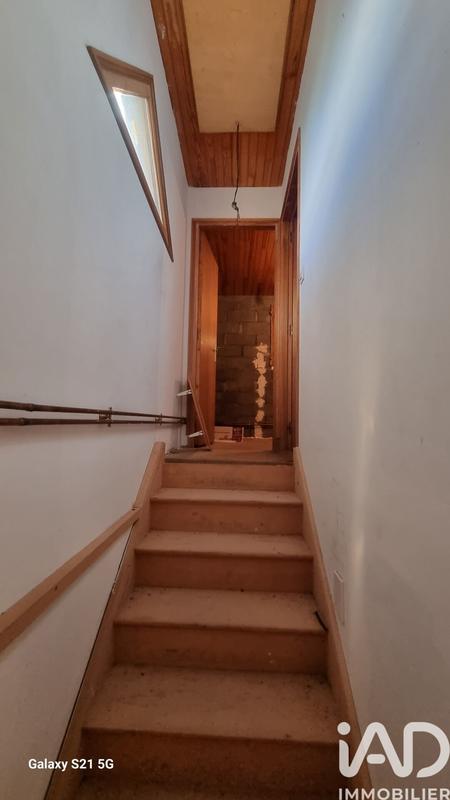 Maison - 202 m² - 5 pièces