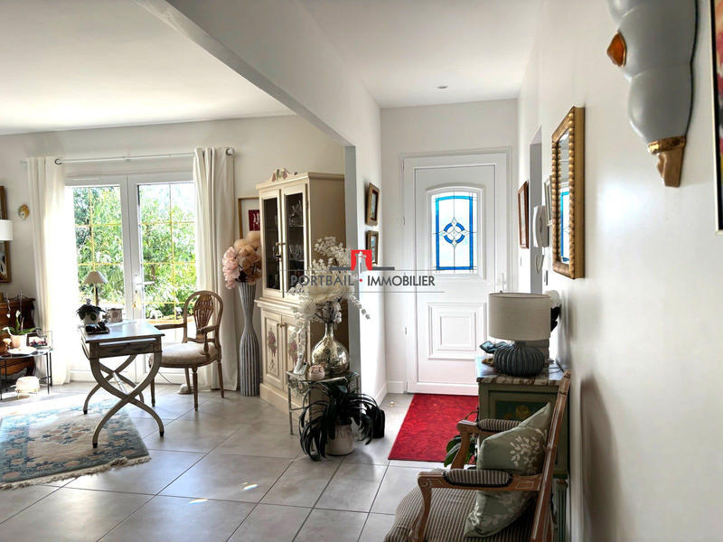 Maison - 200 m² - 6 pièces